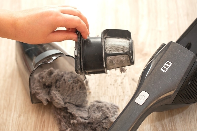 افزایش طول عمر باتری جارو شارژی